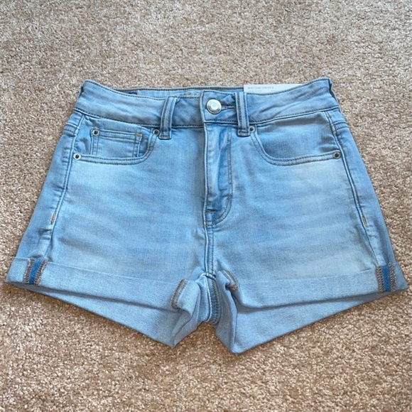 American Eagle Outfitters Pants - American Eagle Shorts Size 4